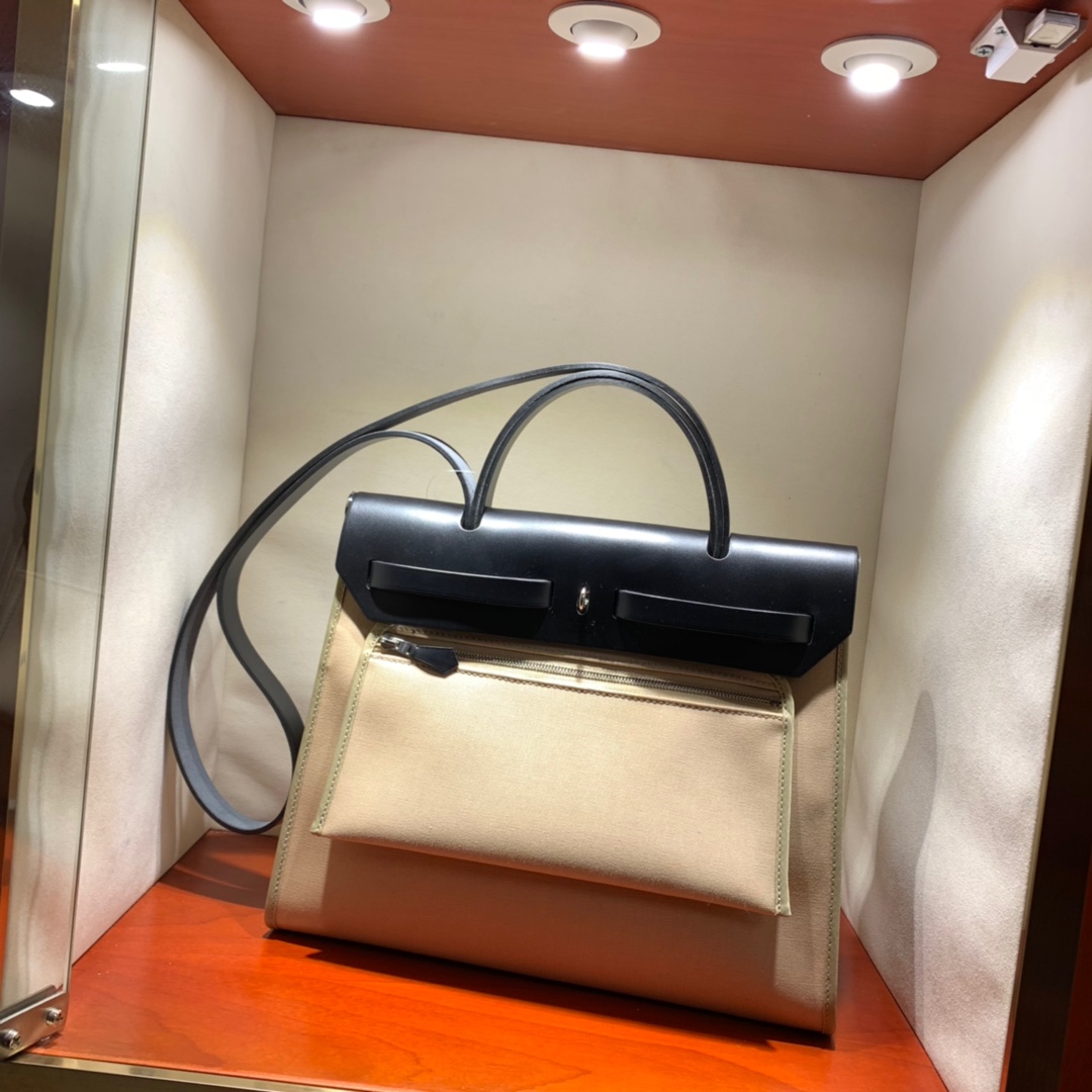 에르메스 에르백31 트렌치 블랙 은장